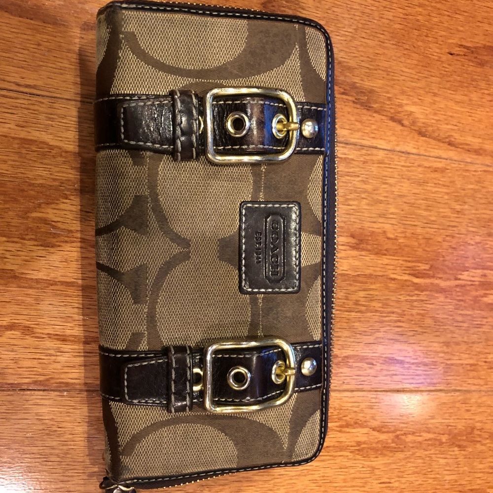 Coach wallet